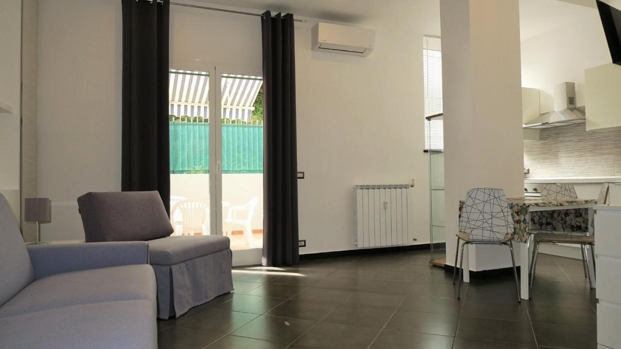 Karina, To The Beach With Terrace And Private Parking ซาโวนา ภายนอก รูปภาพ