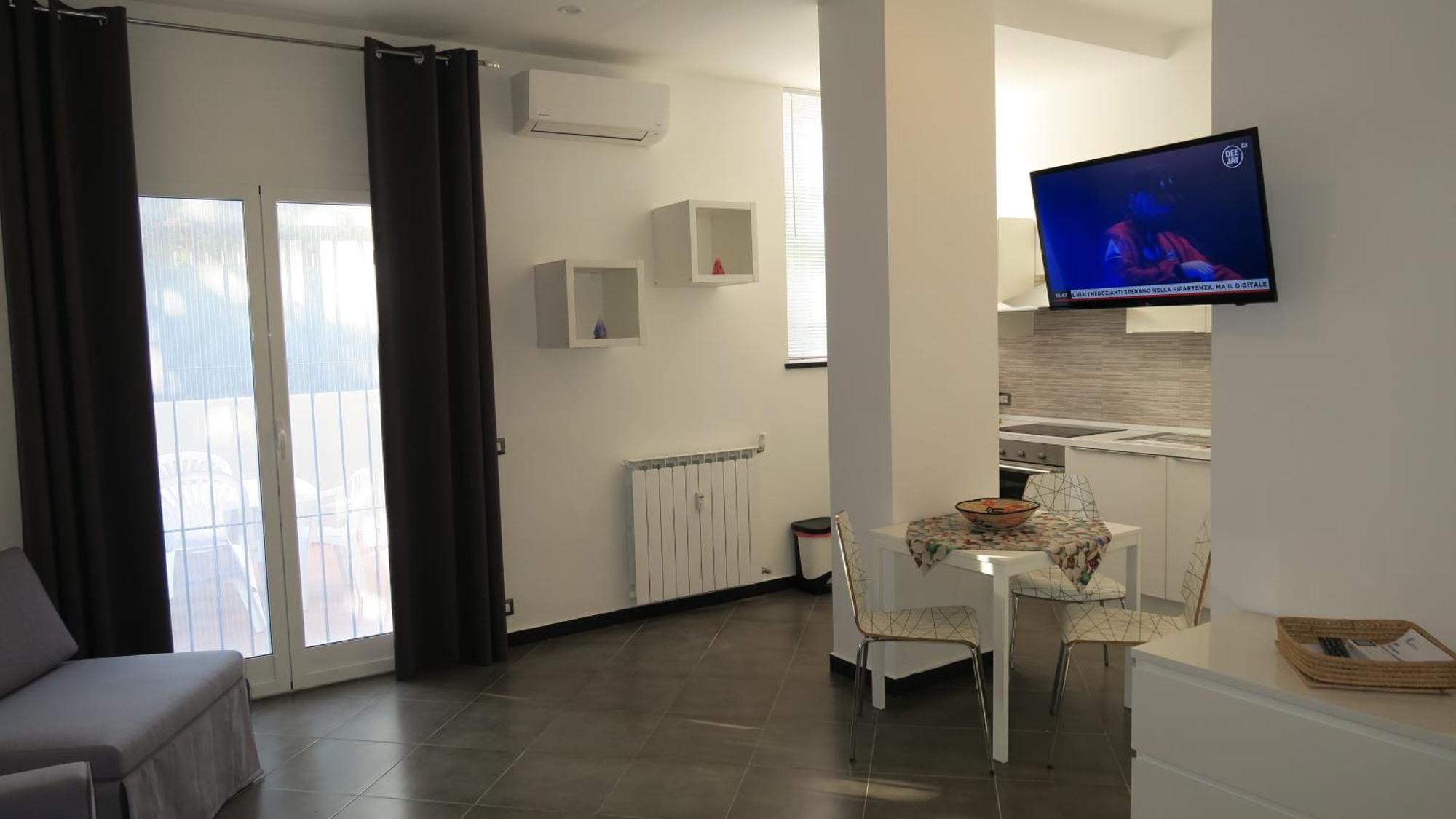 Karina, To The Beach With Terrace And Private Parking ซาโวนา ภายนอก รูปภาพ